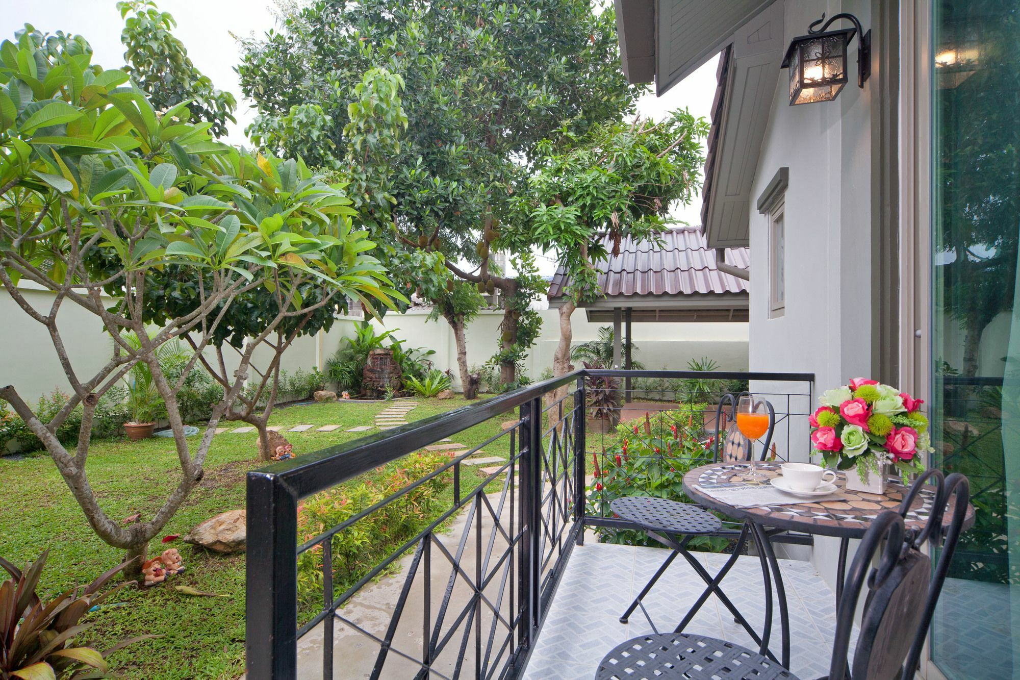Villa Naiyang Thalang Exterior foto